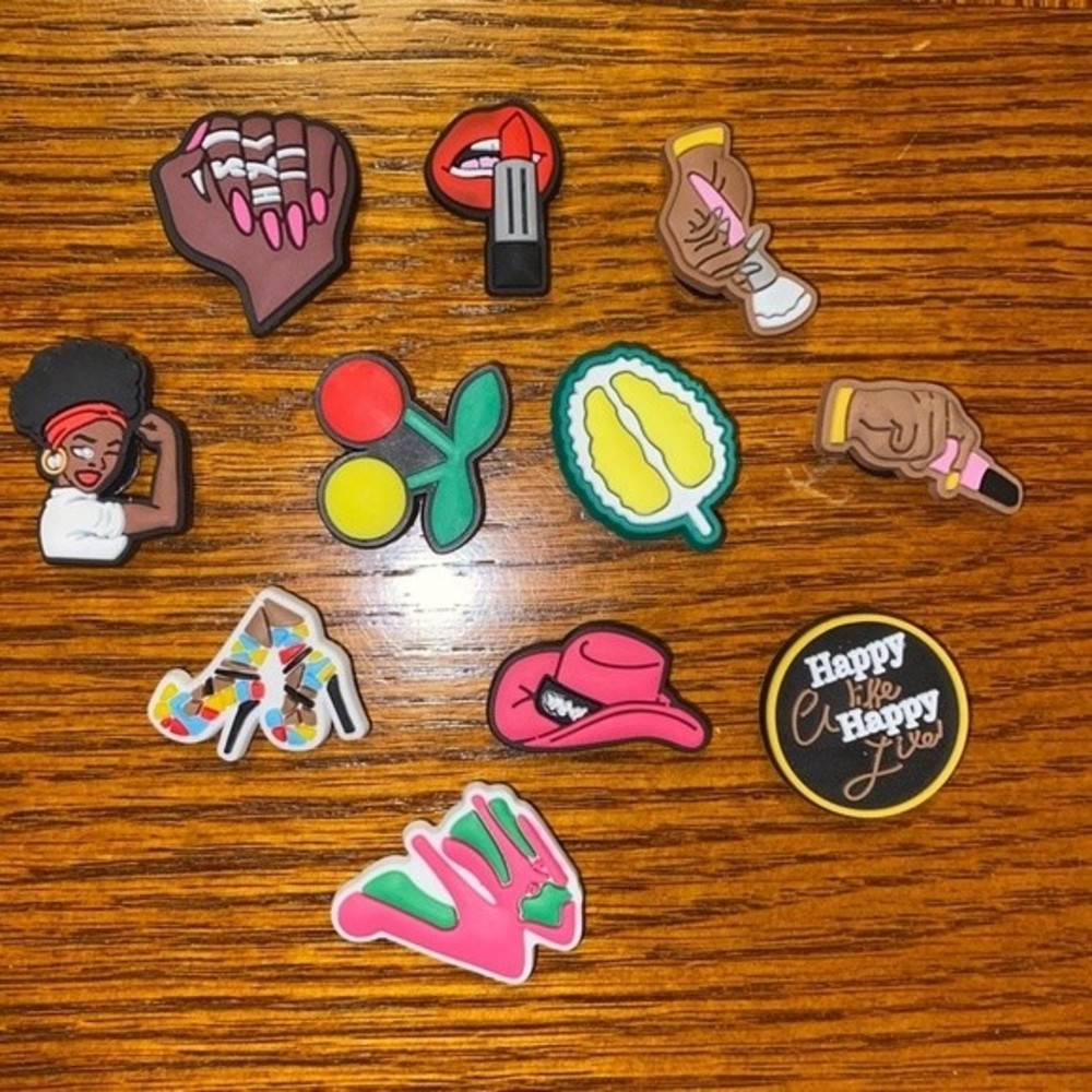 Shoe charms